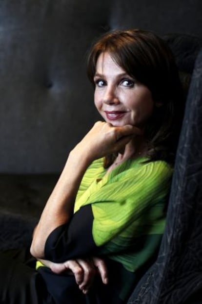Victoria Abril: "La serie me está dando una vidilla...".