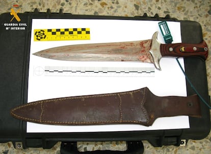 The knife reportedly used to stab the cow.