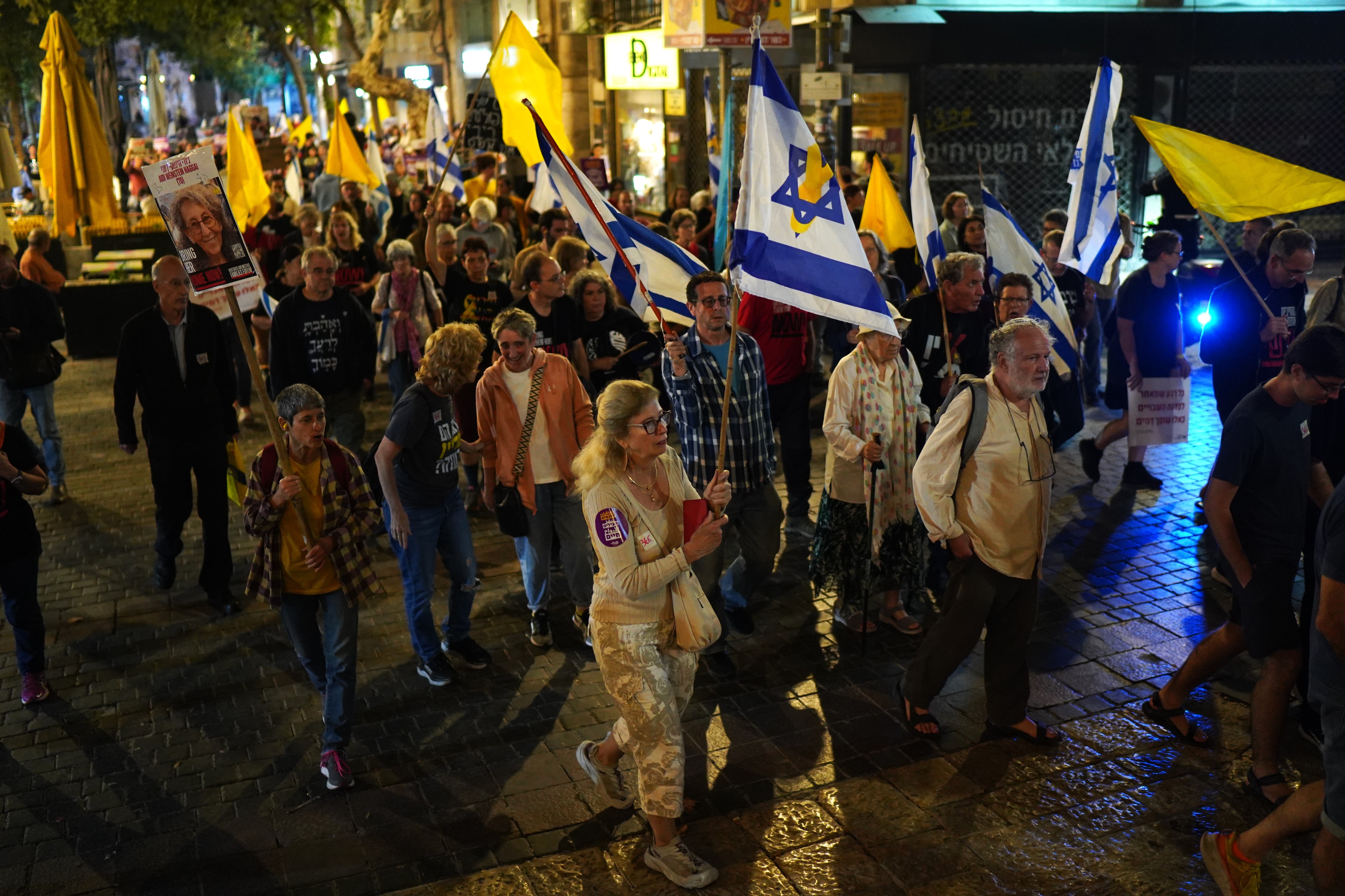 El recrudecimiento de la guerra desluce las manifestaciones por el aniversario del 7 de octubre en Israel 