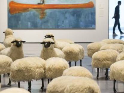 La obra &#039;Troupeau de moutons&#039;, de Francois-Xavier Lalanne, que forma parte de la nueva exposicion permanente del Centro Pompidou de M&aacute;laga.