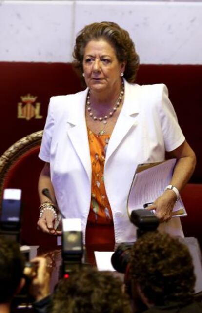 La alcaldesa de Valencia, Rita Barberá, en el pleno extraordinario del pasado miércoles.