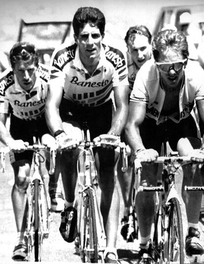 Pedro Delgado, Miguel Indurain y Greg LeMond, en la ascensión al mítico Tourmalet en 1993