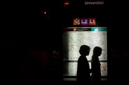 La parada de metro de Universitat (Barcelona), donde ha iniciado la carrera, esta madrugada.