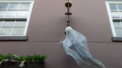 Decoración fantasmal en Whitby, Reino Unido.