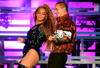 Beyoncé subió a J Balvin al escenario de Coachella, ¿basta alguna seña más?