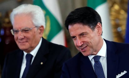 El presidente Sergio Mattarella y el primer ministro Giuseppe Conte, el pasado 5 de septiembre en el palacio del Quirinal. 
