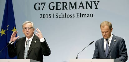 El presidente de la Comisi&oacute;n Europea, Jean-Claude Juncker, junto al presidente del Consejo Europeo, Donald Tusk, en la cumbre del G-7.