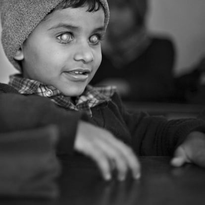 Clase de Parvulario en el colegio Rajasthan Netraheen Kalyan Sangh. Jaipur, India en Enero 2010