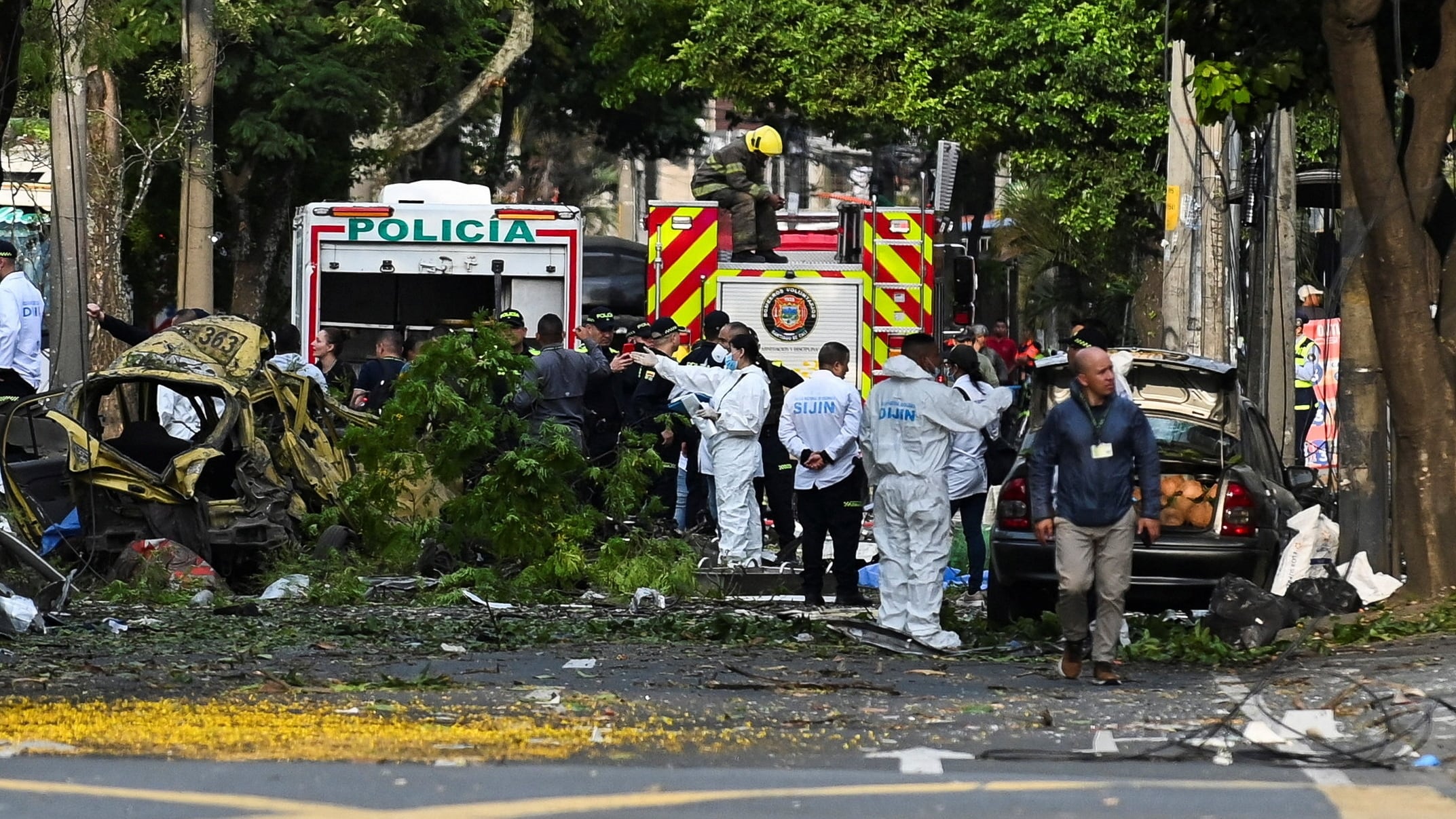 Dos salvajes atentados simultáneos recrudecen la violencia en Colombia y ponen contra las cuerdas al Estado 