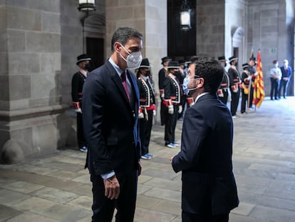 Primera reunión de la mesa de diálogo entre Cataluña y España entre Pedro Sánchez y Pere Aragonès en el Palau de la Generalitat.