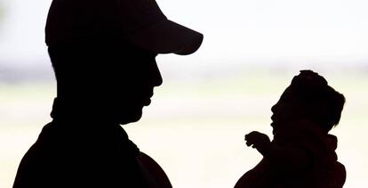 Un bebé infectado de Zika en Brasil.