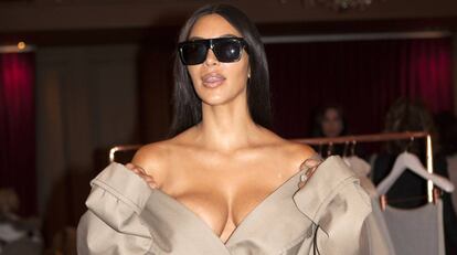 Kim Kardashian en el desfile de Siran de la Semana de la Moda de París.