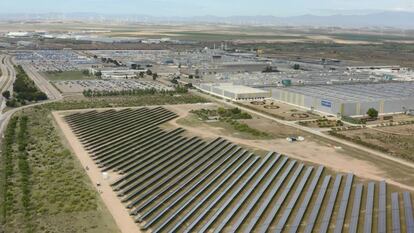 Planta fotovoltaica de Stellantis Zaragoza.