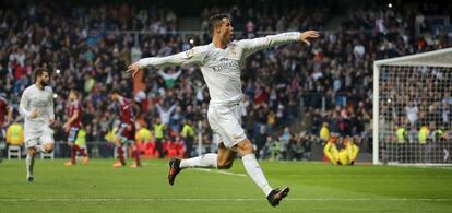 Ronaldo celebrando su segundo gol.
