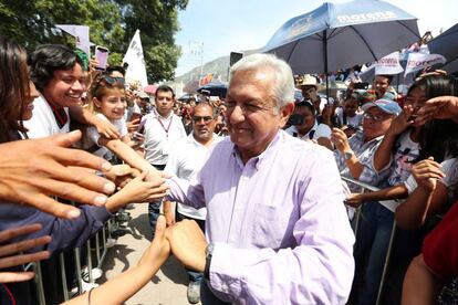 López Obrador, durante su campaña en Guerrero. 