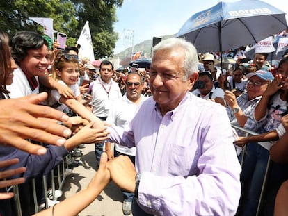 López Obrador, durante su campaña en Guerrero. 