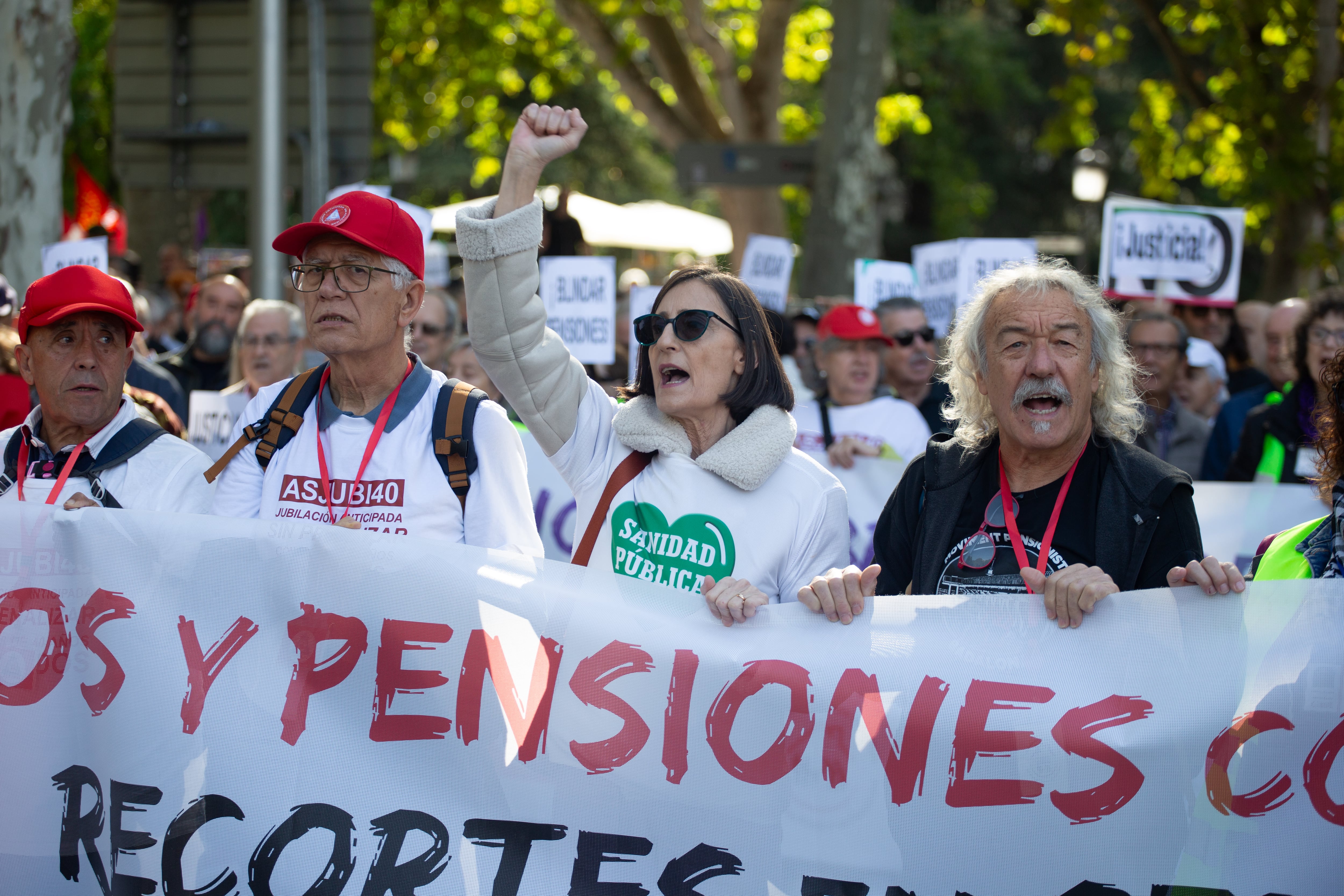 Varios manifestantes este sábado durante la protesta, en Madrid. 