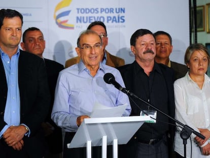 Humberto de la Calle encabeza la delegación colombiana en los diálogos de paz en La Habana.