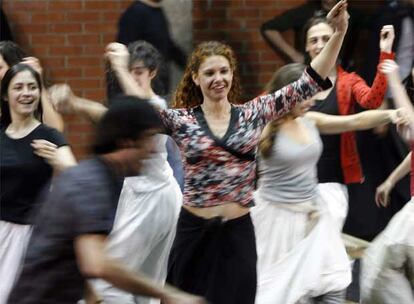 Ensayo de <i>Fuenteovejuna</i> en el teatro Adolfo Marsillach de San Sebastián de los Reyes.