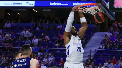 Yabusele machaca el aro de Baskonia en el segundo partido de las semifinales de la ACB.