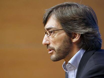 Iñaki Oyarzábal, en un momento de su rueda de prensa de ayer en Bilbao.
