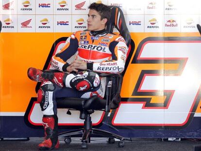 Marc M&aacute;rquez, en los entrenamientos en el circuito de Cheste.