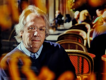 Kerry Emanuel, experto en meteorología y en huracanes, en París. 

Photographer: Julie Glassberg for El Pais Semanal. --