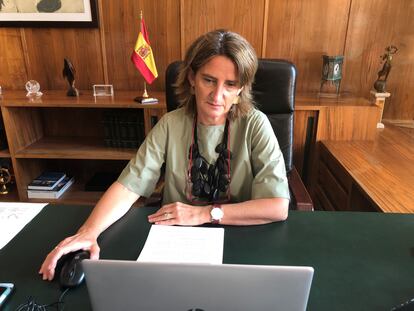 La vicepresidenta cuarta y ministra para la Transición Ecológica y Reto Demográfico, Teresa Ribera, preside una reunión de la OCDE sobre recuperación económica verde el pasado mes.