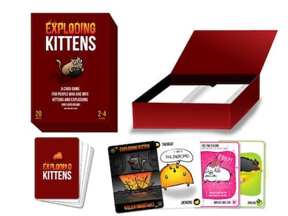 Prototipo del juego de cartas 'Exploding Kittens'.