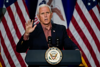 Mike Pence, vicepresidente de EE UU, durante una conferencia de prensa en Iowa.