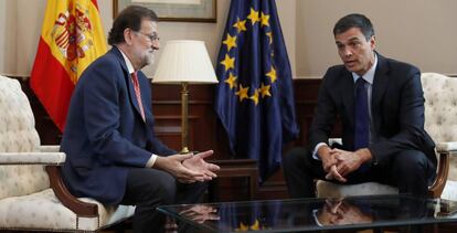 Reunión de Rajoy y Pedro Sánchez en el Congreso.