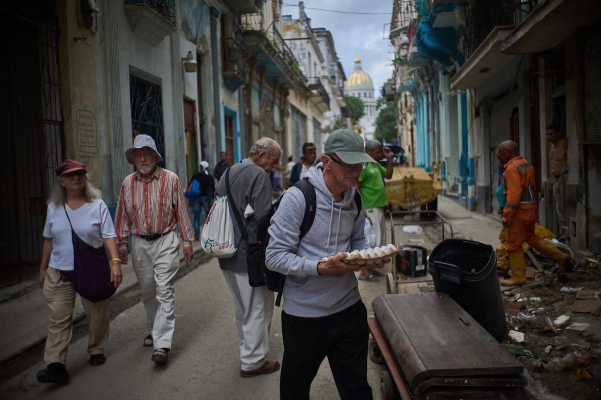 Crisis in Cuba stirs the ideological core of Mexico’s government