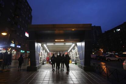 La estación de Metrosur de El Carrascal, en Leganés, este lunes.