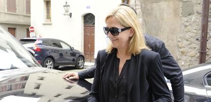 La Infanta llega a su casa de Ginebra, el 12 de junio.