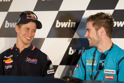 Stoner y Bautista, durante la presentación del Gran Premio de Portugal.