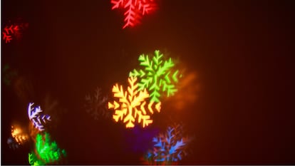 El mejor proyector láser navideño que se puede comprar en Amazon.