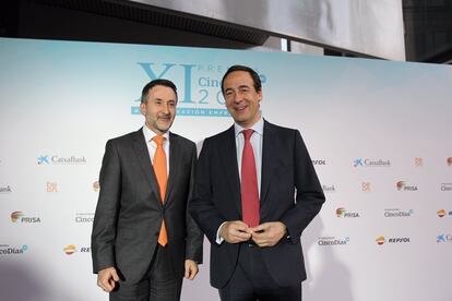 Josu Jon Imaz, consejero delegado de Repsol, y Gonzalo Gortázar, consejero delegado de CaixaBank.