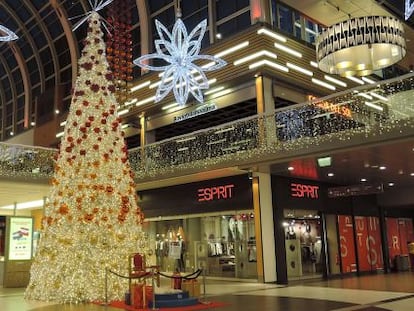 ¿Cómo financian la Navidad las grandes superficies?