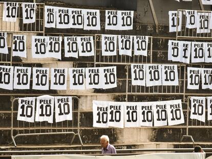 Mural en memoria de Pele