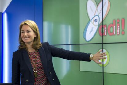 La presidenta del Parlamento, Arantza Quiroga, ayer en la presentación de la nueva iniciativa de participación ciudadana.