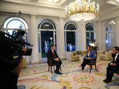 Pedro Sánchez in his first interview with TVE at La Moncloa