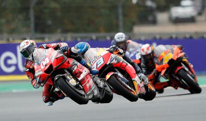 Dovizioso y Márquez, durante el GP de Francia.