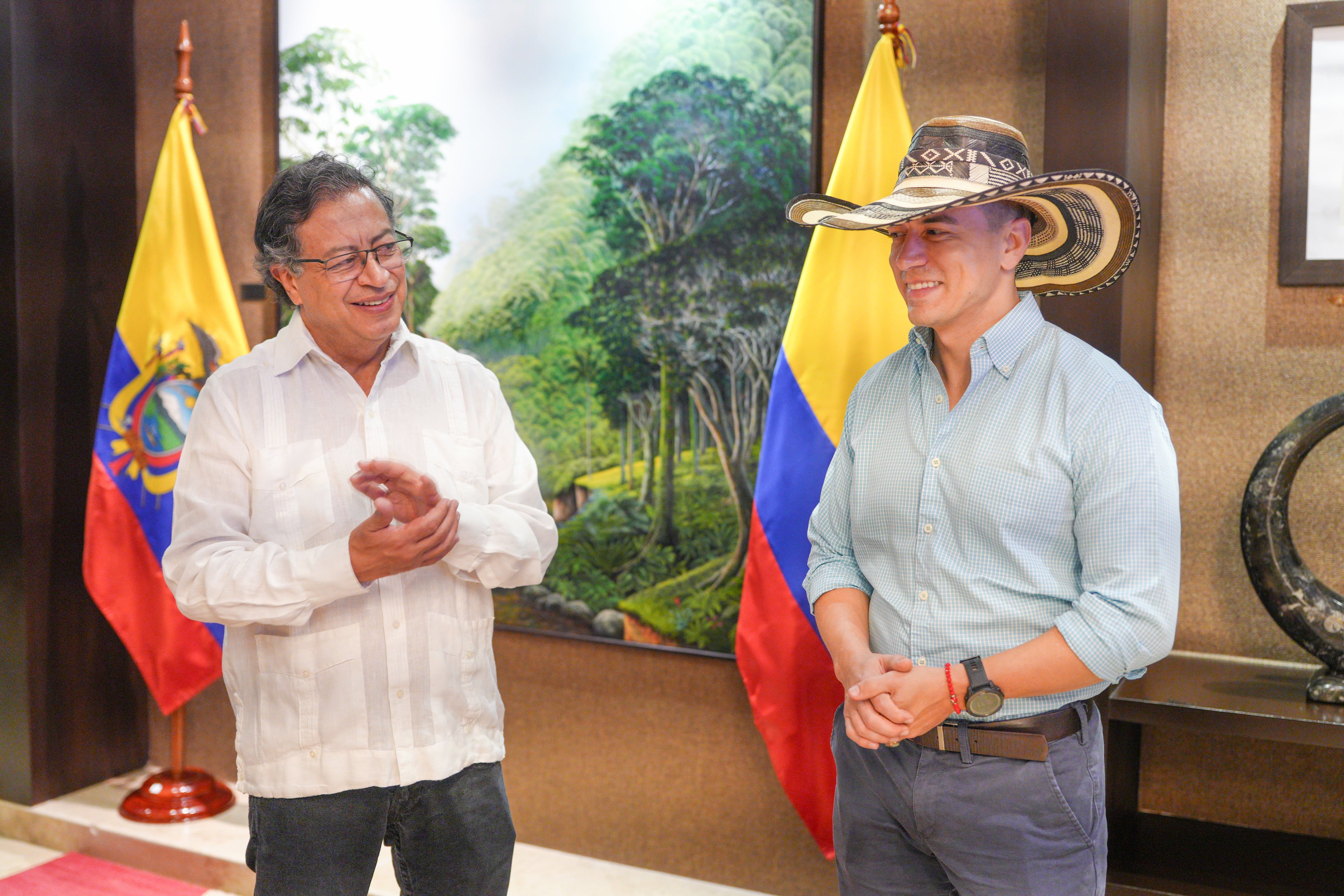 Los costos de la crisis entre Gustavo Petro y Daniel Noboa: los aranceles del 100% hacen inviable el comercio Colombia-Ecuador