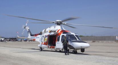 Imagen del helicóptero accidentado en Almería, el pasado verano en un festival aéreo en Motril (Granada).