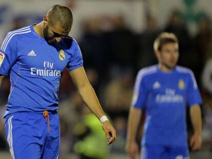 Benzema, cabizbajo ante el Olímpic