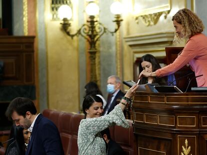 Olona y Batet, este jueves en el Congreso.