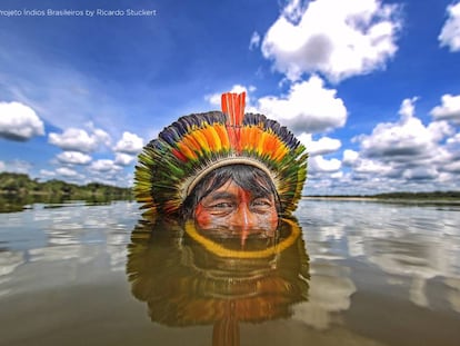 &Iacute;ndio Kaiap&oacute; no rio Xingu.