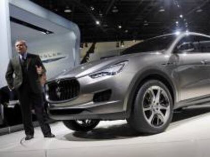 El presidente de Maserati, Harald J. Wester, presenta el prototipo del Kubang todoterreno SUV, en el Salón Internacional del Automóvil de Detroit, EEUU. EFE/Archivo