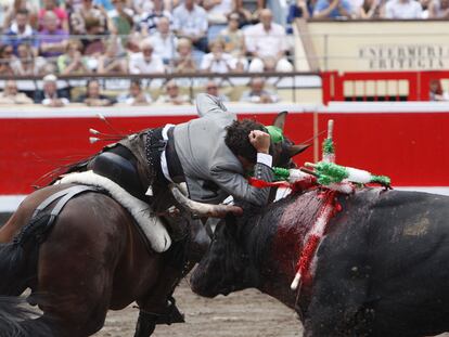 Diego Ventura, durante la faena de su primer toro.