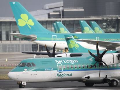Aviones de Aer Lingus en el aeropuerto de Dubl&iacute;n